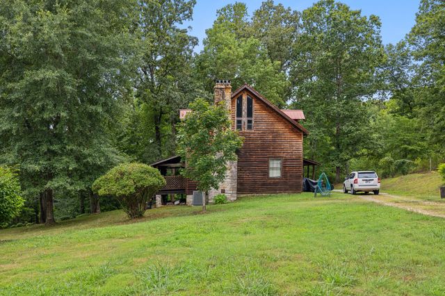 858 Highway 100, W, Centerville, TN 37033