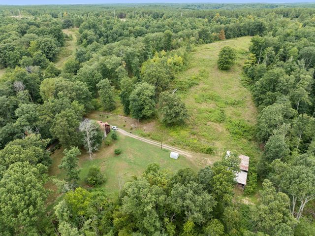 858 Highway 100, W, Centerville, TN 37033
