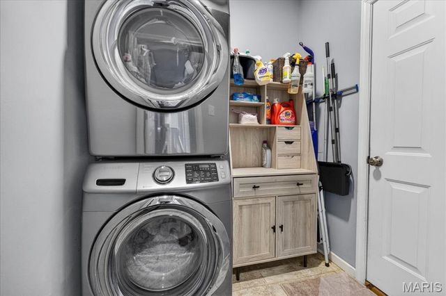 116 Village Glen Court, Wentzville, MO 63385