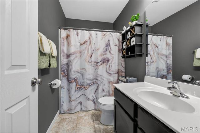 116 Village Glen Court, Wentzville, MO 63385