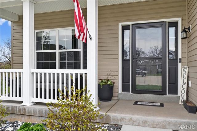 116 Village Glen Court, Wentzville, MO 63385