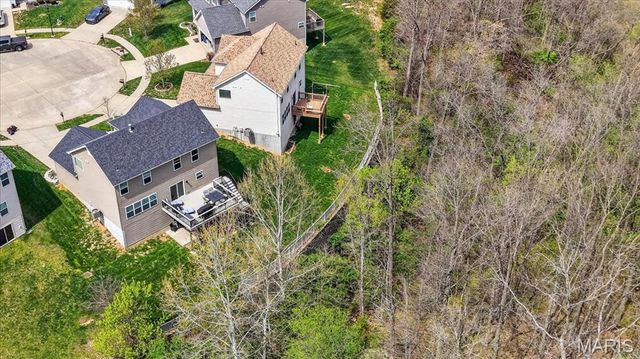 116 Village Glen Court, Wentzville, MO 63385