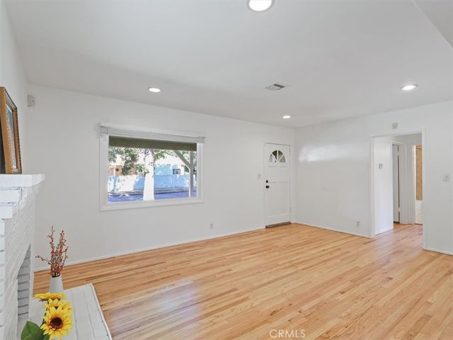 15460 Sylvan Street, Van Nuys, CA 91411