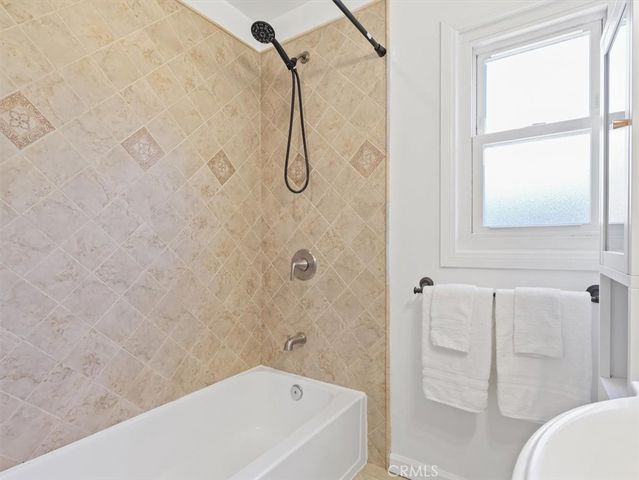15460 Sylvan Street, Van Nuys, CA 91411