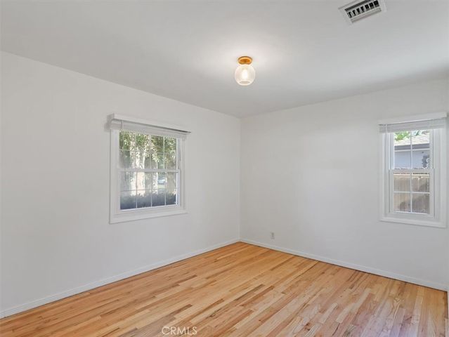 15460 Sylvan Street, Van Nuys, CA 91411