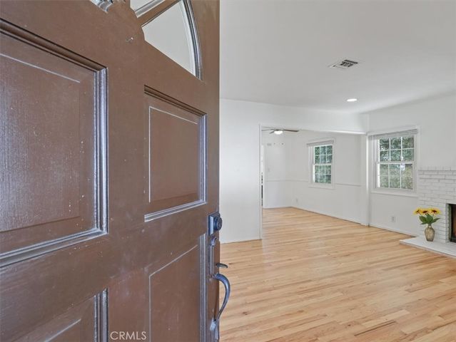 15460 Sylvan Street, Van Nuys, CA 91411