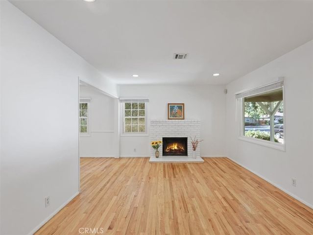 15460 Sylvan Street, Van Nuys, CA 91411