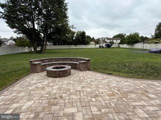 8 ELK CT, Sewell, NJ 08080