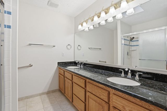 1944 S Century Ln, Spokane Valley, WA 99037