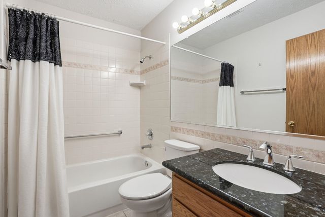 1944 S Century Ln, Spokane Valley, WA 99037