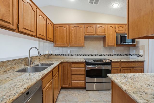 1944 S Century Ln, Spokane Valley, WA 99037