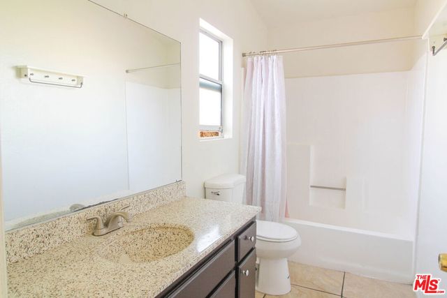 5039 Carlo Court, Palmdale, CA 93552