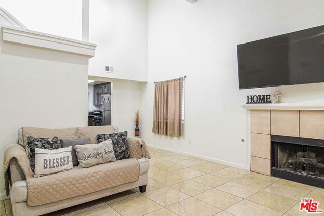 5039 Carlo Court, Palmdale, CA 93552