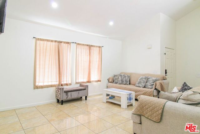 5039 Carlo Court, Palmdale, CA 93552