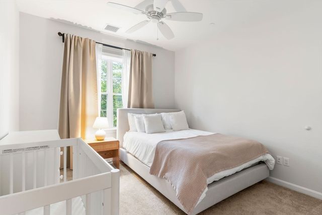 60 Coppersmith Way 304, Canton, MA 02021