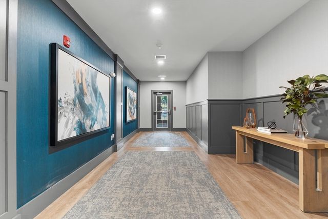 60 Coppersmith Way 304, Canton, MA 02021