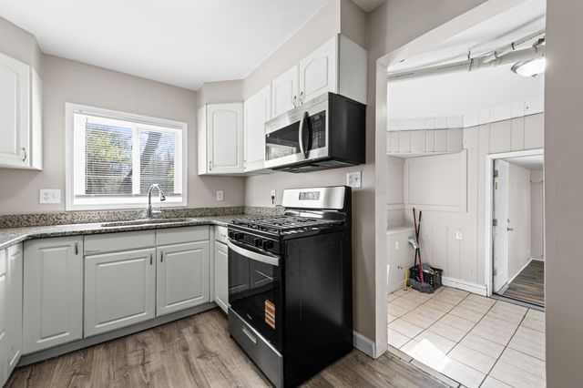 21248 Randall Street, Farmington Hills, MI 48336