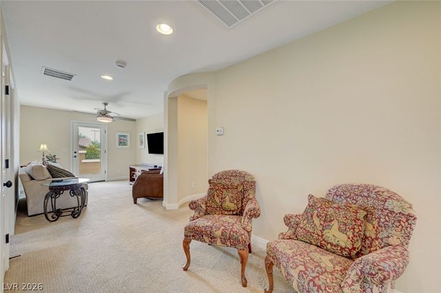 5880 GLORY HEIGHTS Drive, Las Vegas, NV 89135