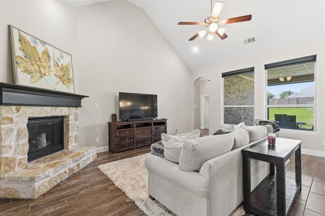 210 Covington Drive, Wylie, TX 75098
