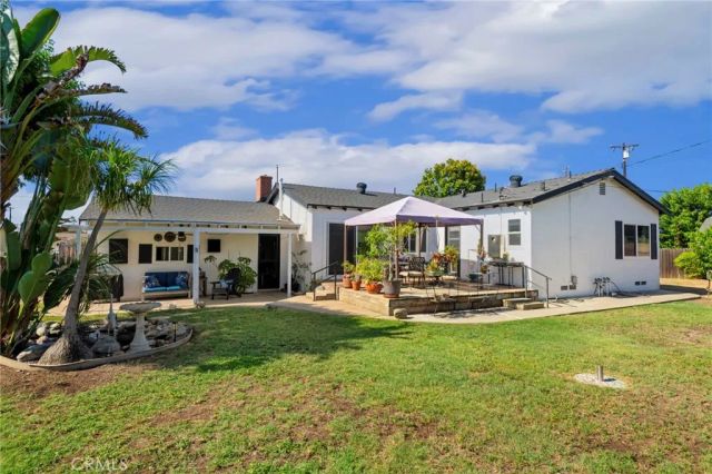 1521 Kenneth Drive, North Tustin, CA 92705