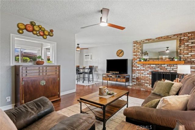 1521 Kenneth Drive, North Tustin, CA 92705