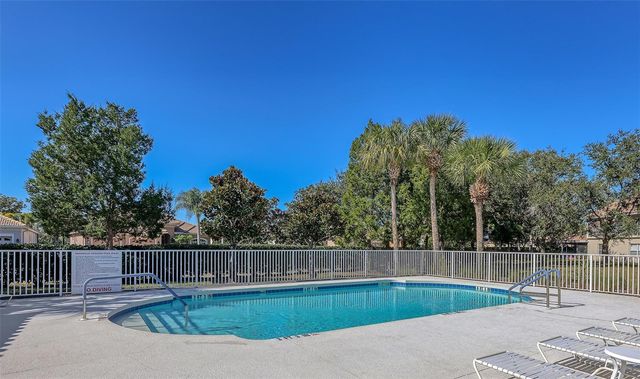 7641 SWEETBAY CIRCLE 7641, Bradenton, FL 34203