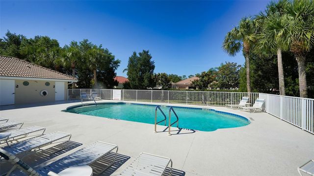7641 SWEETBAY CIRCLE 7641, Bradenton, FL 34203