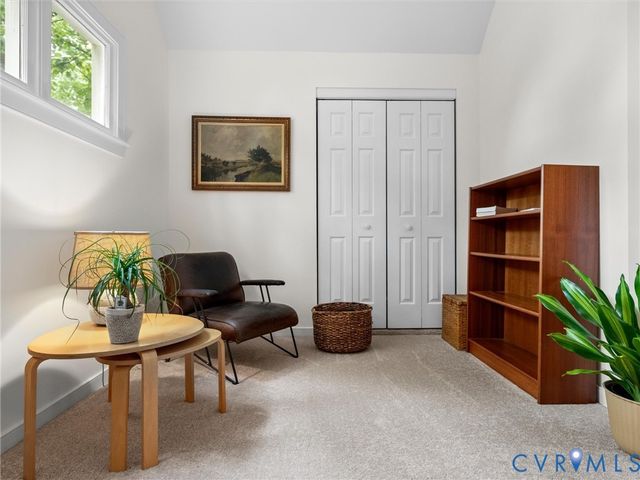 14302 Woods Walk Ln, Midlothian, VA 23112