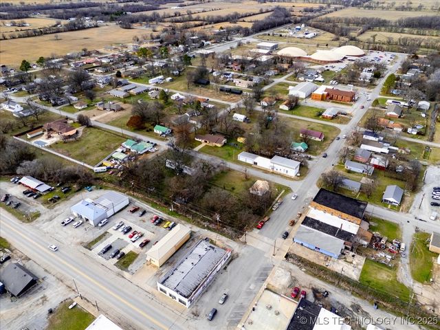 1 W Ross Street, Locust Grove, OK 74352