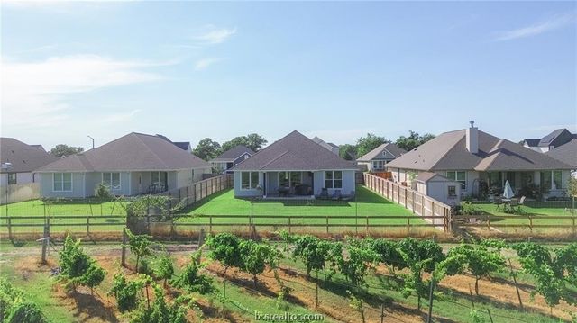 4130 Vintage Estates Court, Bryan, TX 77808