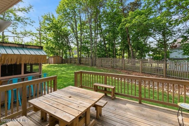 31 Hillcrest Lane, Little Egg Harbor, NJ 08087