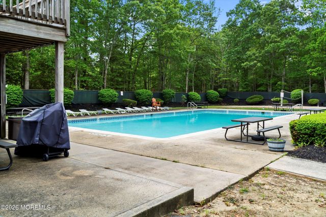 31 Hillcrest Lane, Little Egg Harbor, NJ 08087