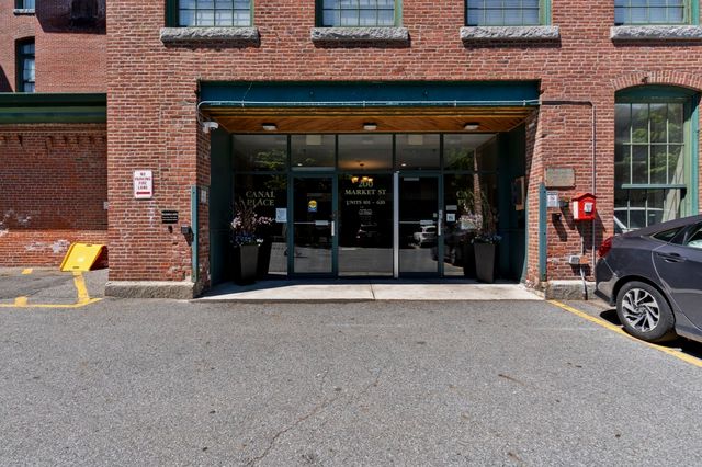 200 Market St 306, Lowell, MA 01852