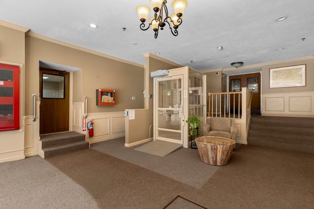 200 Market St 306, Lowell, MA 01852