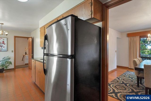 1973 Summit Av NW, Salem, OR 97304