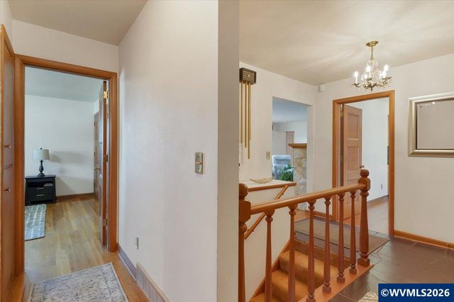 1973 Summit Av NW, Salem, OR 97304