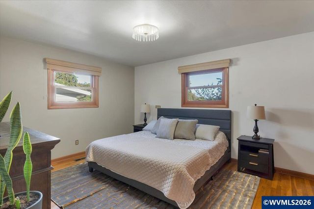 1973 Summit Av NW, Salem, OR 97304