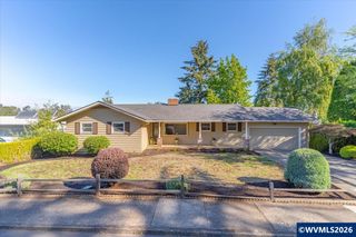 1973 Summit Av NW, Salem, OR 97304