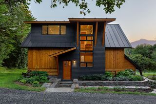437 Lonesome Trail, Waterbury, VT 05676