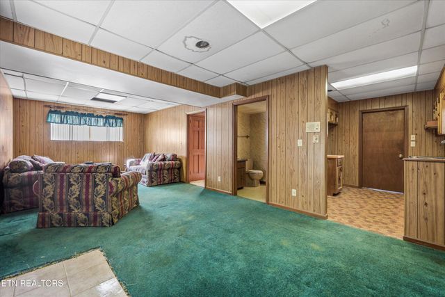 206 Alfred Mccammon Rd, Maryville, TN 37804