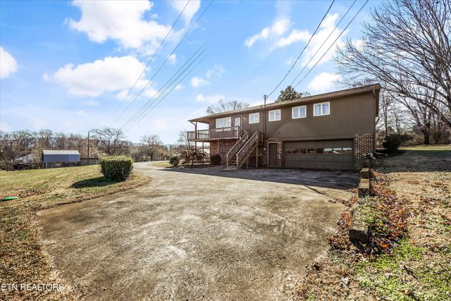 206 Alfred Mccammon Rd, Maryville, TN 37804