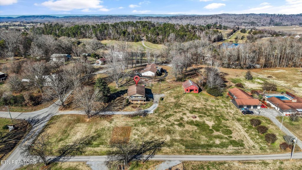 206 Alfred Mccammon Rd, Maryville, TN 37804