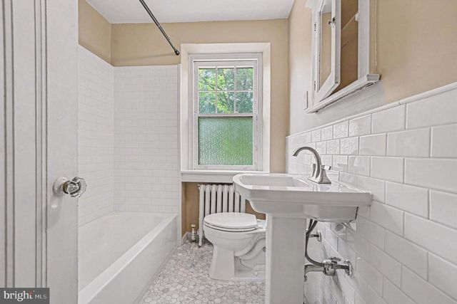 6935 SHERMAN ST, Philadelphia, PA 19119