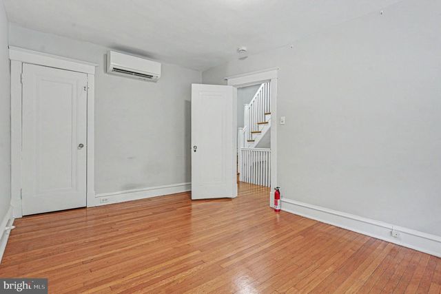6935 SHERMAN ST, Philadelphia, PA 19119