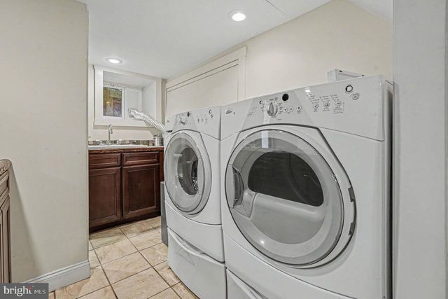 6935 SHERMAN ST, Philadelphia, PA 19119