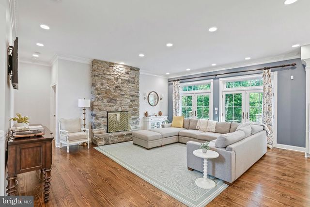 207 WESTVIEW DR, Winchester, VA 22603