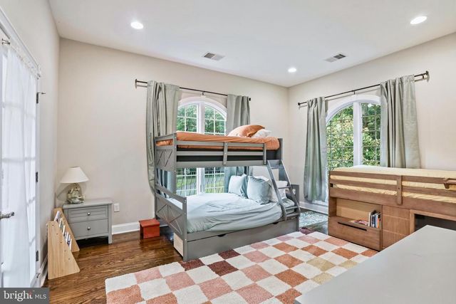 207 WESTVIEW DR, Winchester, VA 22603