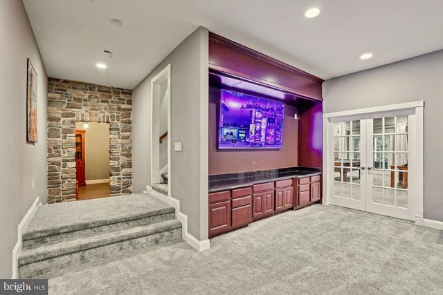 207 WESTVIEW DR, Winchester, VA 22603