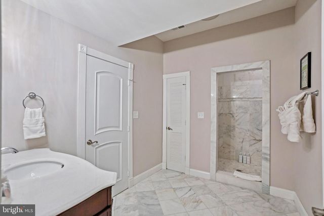 207 WESTVIEW DR, Winchester, VA 22603