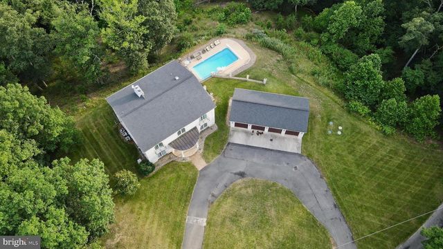 207 WESTVIEW DR, Winchester, VA 22603